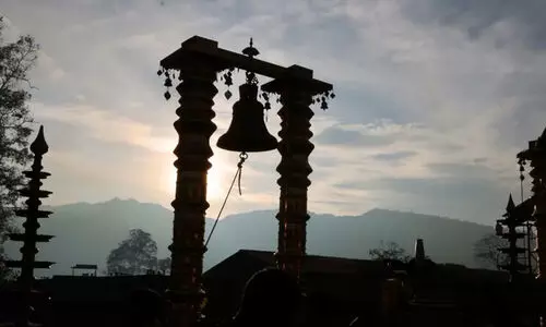 തീർഥാടകരെത്താൻ ദിവസങ്ങൾ മാത്രം; ഒരുക്കങ്ങളിൽ മെല്ലെപ്പോക്ക് തീർഥാടകരെത്താൻ ദിവസങ്ങൾ മാത്രം; ഒരുക്കങ്ങളിൽ മെല്ലെപ്പോക്ക്