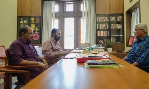 എല്ലാ പ്രശ്നങ്ങളും തീരും; ബിനോയ് വിശ്വത്തെ കണ്ട് വി.ശിവൻകുട്ടി