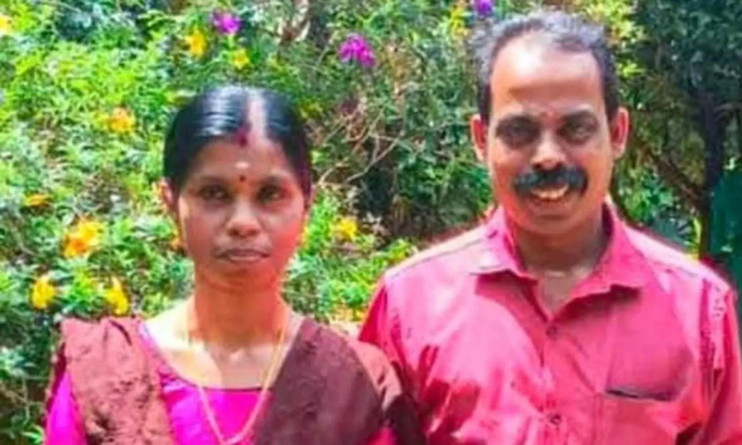 സന്ധ്യയുടെ കാൽമുട്ടിന് താഴോട്ടുള്ള എല്ലുകളും രക്തക്കുഴലുകളും ചതഞ്ഞരഞ്ഞു; 72 മണിക്കൂർ നിർണായകമെന്ന് ഡോക്ടർമാർ