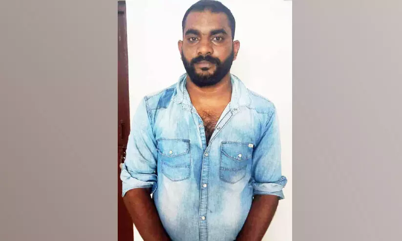 ഹോക്കി സ്റ്റിക്ക് ആക്രമണം: ആറാംപ്രതി അറസ്റ്റിൽ ഹോക്കി സ്റ്റിക്ക് ആക്രമണം: ആറാംപ്രതി അറസ്റ്റിൽ