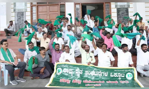 ന​ഷ്ട​പ​രി​ഹാ​ര തു​ക പ​രി​ഷ്ക​രി​ക്ക​ണം-ക​ർ​ഷ​ക സം​ഘ​ട​ന​ക​ൾ