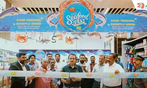 lulu hyper market kottayam