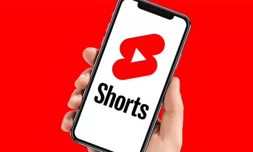 ഒരു അഞ്ച് മിനിറ്റ് കൂടെ കാണട്ടെ, യൂട്യൂബ് ഷോർട്സ് ലഹരിയായി മാറിയോ? നിയന്ത്രിക്കാൻ പുതിയ ഫീച്ചറുമായി യൂട്യൂബ് ഒരു അഞ്ച് മിനിറ്റ് കൂടെ കാണട്ടെ, യൂട്യൂബ് ഷോർട്സ് ലഹരിയായി മാറിയോ? നിയന്ത്രിക്കാൻ പുതിയ ഫീച്ചറുമായി യൂട്യൂബ്