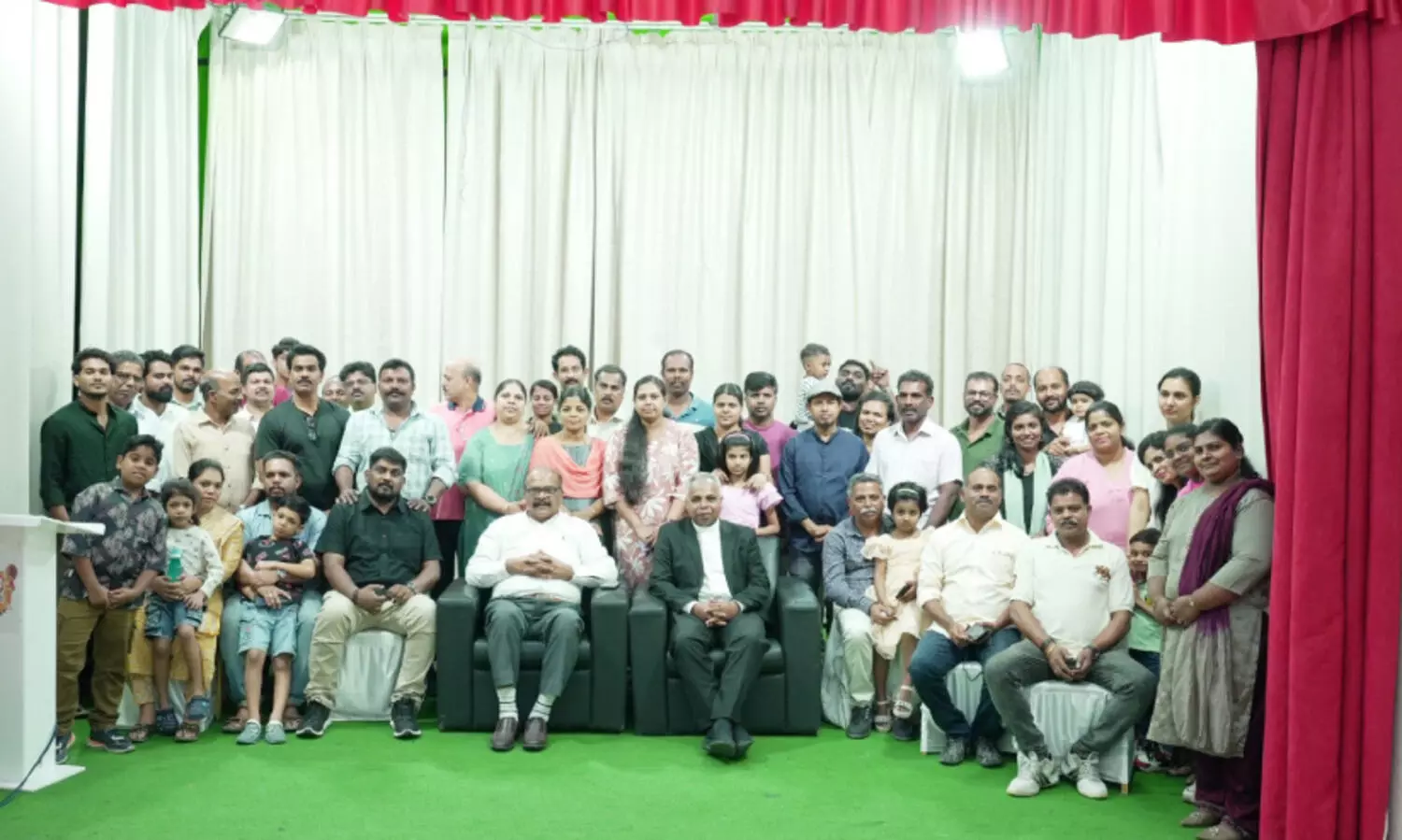 തെ​ക്കേ കൊ​ല്ലം​കോ​ട് ഇ​ട​വ​ക ബ​ഹ്റൈ​ൻ പ്ര​വാ​സി​ക​ളു​ടെ കു​ടും​ബ​സം​ഗ​മം