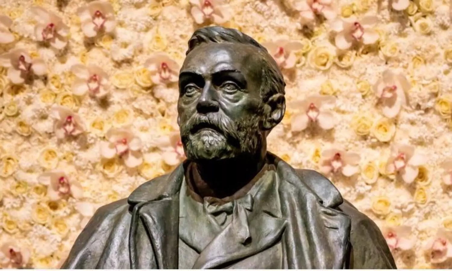 2025ൽ നൊ​ബേ​ൽ പുരസ്കാരം നേടിയവരെ അറിയാം