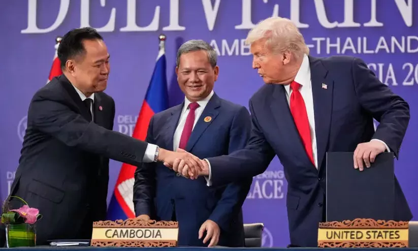 Thailand and Cambodia sign peace agreement Thailand and Cambodia sign peace agreement