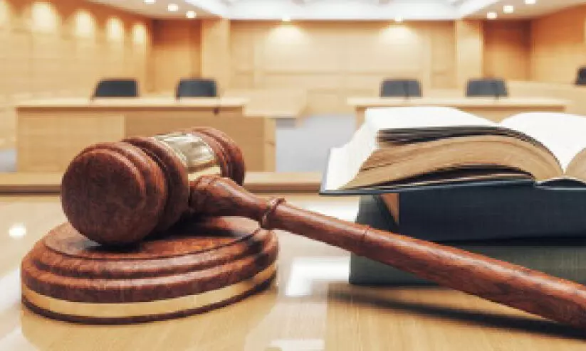 ശമ്പള കുടിശ്ശിക; ഡോക്ടർക്ക് അനുകൂലമായ വിധി ശരിവെച്ച് സുപ്രീംകോടതി ശമ്പള കുടിശ്ശിക; ഡോക്ടർക്ക് അനുകൂലമായ വിധി ശരിവെച്ച് സുപ്രീംകോടതി