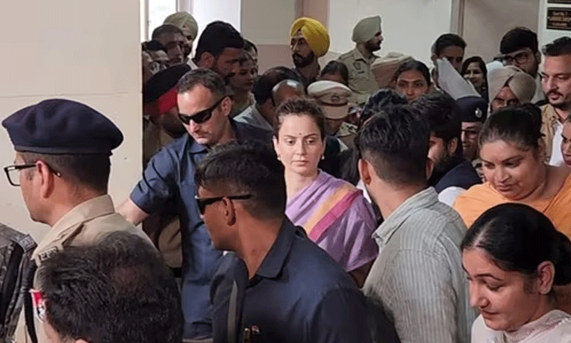 കർഷക സമരത്തിൽ പങ്കെടുത്ത വയോധികയെ അധിക്ഷേപിച്ച സംഭവം: പഞ്ചാബ് കോടതിയിൽ മാപ്പുപറഞ്ഞ് കങ്കണ കർഷക സമരത്തിൽ പങ്കെടുത്ത വയോധികയെ അധിക്ഷേപിച്ച സംഭവം: പഞ്ചാബ് കോടതിയിൽ മാപ്പുപറഞ്ഞ് കങ്കണ