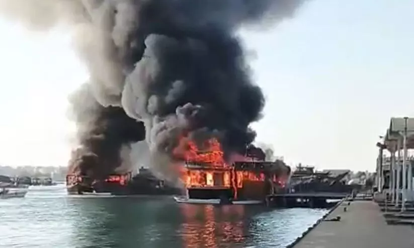 മത്സ്യബന്ധന ബോട്ടുകൾ കത്തിനശിച്ച സംഭവം; രണ്ടുപേർ പിടിയിൽ