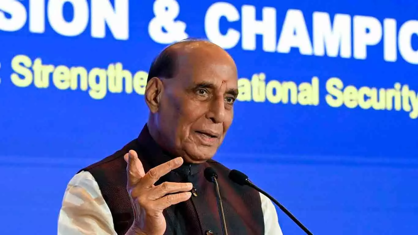 യുദ്ധസമാനമായ സാഹചര്യം നേരിടാൻ സദാ സജ്ജമാവണം, ആത്മപരിശോധന തുടരണമെന്നും രാജ്നാഥ് സിങ് യുദ്ധസമാനമായ സാഹചര്യം നേരിടാൻ സദാ സജ്ജമാവണം, ആത്മപരിശോധന തുടരണമെന്നും രാജ്നാഥ് സിങ്