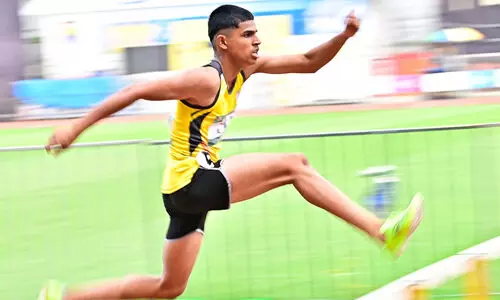 പൊ​ന്നി​ൽ മി​ന്നി ശ്രീ; 400 ​മീ​റ്റ​ർ ഹ​ർ​ഡി​ൽ​സി​ൽ​ ജി.​വി.​ രാ​ജ​യു​ടെ തേ​രോ​ട്ടം