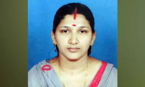 മസ്തിഷ്ക അണുബാധ: അശ്വതിയെ രക്ഷിക്കാൻ നാടൊന്നിക്കുന്നു