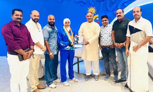 നിഷാദ് അൻജൂമിനെ ബഹ്റൈൻ; മലപ്പുറം ഡിസ്ട്രിക്ട് ഫോറം ആദരിച്ചു