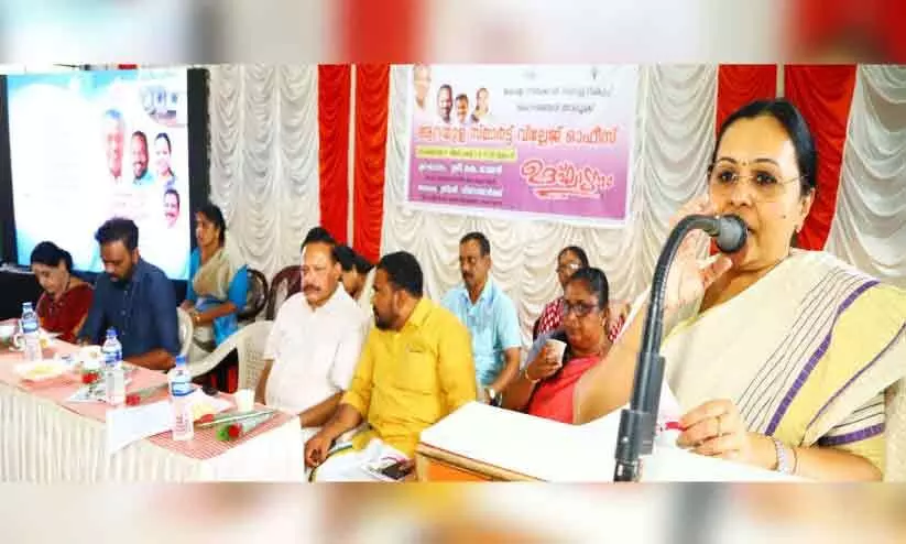 സ്മാര്ട്ട് വില്ലേജ് ഓഫിസുകള് ഉദ്ഘാടനം ചെയ്തു സ്മാര്ട്ട് വില്ലേജ് ഓഫിസുകള് ഉദ്ഘാടനം ചെയ്തു