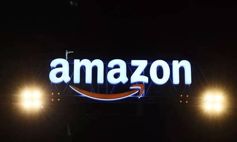 Amazon lays off 14,000 corporate employees as  AI continues to take whitecollar jobs Amazon lays off 14,000 corporate employees as  AI continues to take whitecollar jobs
