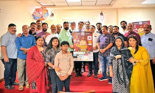 തൃ​ശൂ​ർ അ​സോ. ‘ഓ​ണ​വി​രു​ന്ന്’ പോ​സ്റ്റ​ർ പ്ര​കാ​ശ​നം