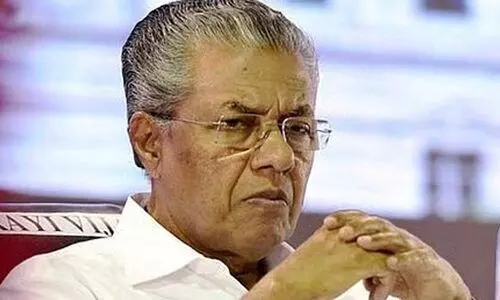 ഭക്ഷ്യവകുപ്പ് വിളിച്ച യോഗത്തിൽ നിന്ന് മുഖ്യമന്ത്രി ഇറങ്ങിപ്പോയി; മില്ലുടമകൾ എത്തിയില്ലെന്ന് മുഖ്യമന്ത്രി, സി.പി.ഐയോടുള്ള എതിർപ്പെന്ന് ആക്ഷേപം