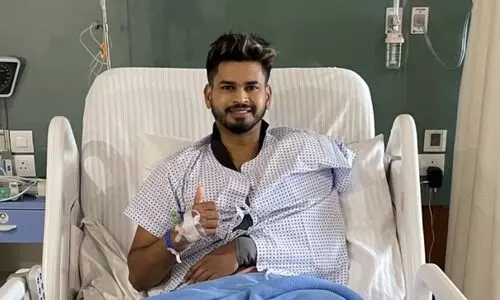 ശ്രേയസ് അയ്യരെ ഐ.സി.യുവിൽനിന്ന് മാറ്റി; അപകടനില തരണം ചെയ്തു, പക്ഷേ ആശുപത്രിയിൽ തുടരണം