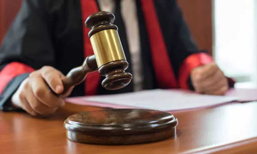 ക്രഡിറ്റ് കാർഡിന്മേൽ ഈടാക്കിയ അമിത പലിശ തിരികെ നൽകണമെന്ന് വിധി ക്രഡിറ്റ് കാർഡിന്മേൽ ഈടാക്കിയ അമിത പലിശ തിരികെ നൽകണമെന്ന് വിധി