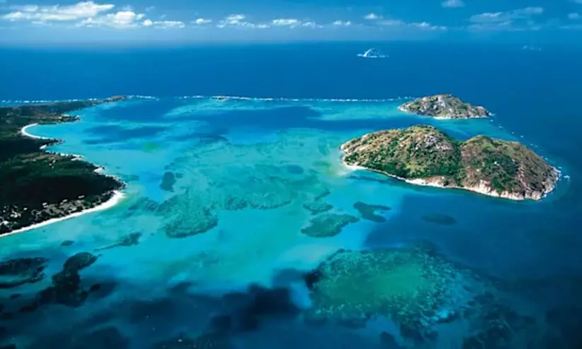 ദ്വീപ് കാണാനെത്തിയ സ്ത്രീ കൂട്ടം തെറ്റി ഒറ്റപ്പെട്ടു; യാത്രക്കാരി കയറാത്തതറിയാതെ ക്രൂയ്സ് ഷിപ്പ് യാത്ര തിരിച്ചു; ഒടുവിൽ കണ്ടെത്തിയത് മൃതദേഹം ദ്വീപ് കാണാനെത്തിയ സ്ത്രീ കൂട്ടം തെറ്റി ഒറ്റപ്പെട്ടു; യാത്രക്കാരി കയറാത്തതറിയാതെ ക്രൂയ്സ് ഷിപ്പ് യാത്ര തിരിച്ചു; ഒടുവിൽ കണ്ടെത്തിയത് മൃതദേഹം