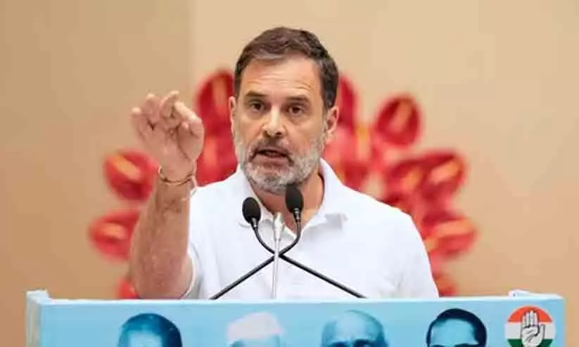 ‘വോട്ട് നൽകാമെന്ന് പറഞ്ഞാൽ മോദി ഭരതനാട്യം കളിക്കും, ഭക്തർ മലിന ജലത്തിൽ മുങ്ങുമ്പോൾ മോദി നാടകം നടത്തുന്നു’ ബിഹാറിൽ മോദിയെ കടന്നാക്രമിച്ച് രാഹുൽ ഗാന്ധി ‘വോട്ട് നൽകാമെന്ന് പറഞ്ഞാൽ മോദി ഭരതനാട്യം കളിക്കും, ഭക്തർ മലിന ജലത്തിൽ മുങ്ങുമ്പോൾ മോദി നാടകം നടത്തുന്നു’ ബിഹാറിൽ മോദിയെ കടന്നാക്രമിച്ച് രാഹുൽ ഗാന്ധി