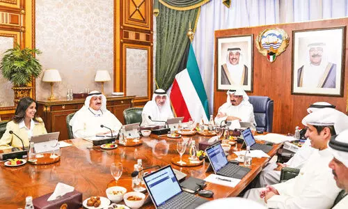 ക​ര​ട് നി​യ​മ​ത്തി​ന് മ​ന്ത്രി​സ​ഭ അം​ഗീ​കാ​രം;   ല​ഹ​രി ഇ​ട​പാ​ടു​ക​ാർ​ക്ക്   വ​ധ​ശി​ക്ഷ​യും ക​ന​ത്ത പി​ഴ​യും