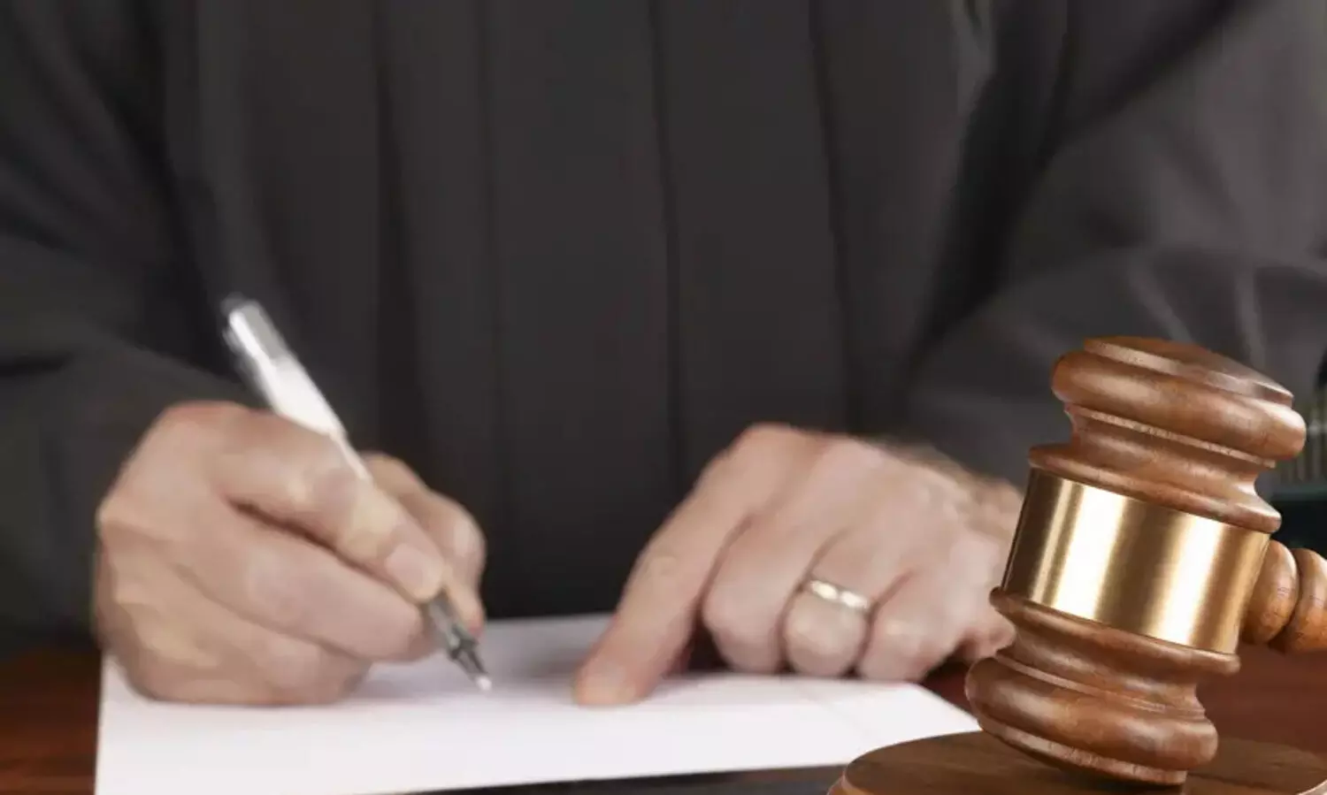 വിചാരണ കോടതികളിൽ സാക്ഷിമൊഴി രേഖപ്പെടുത്താൻ ഇനി എ.ഐ