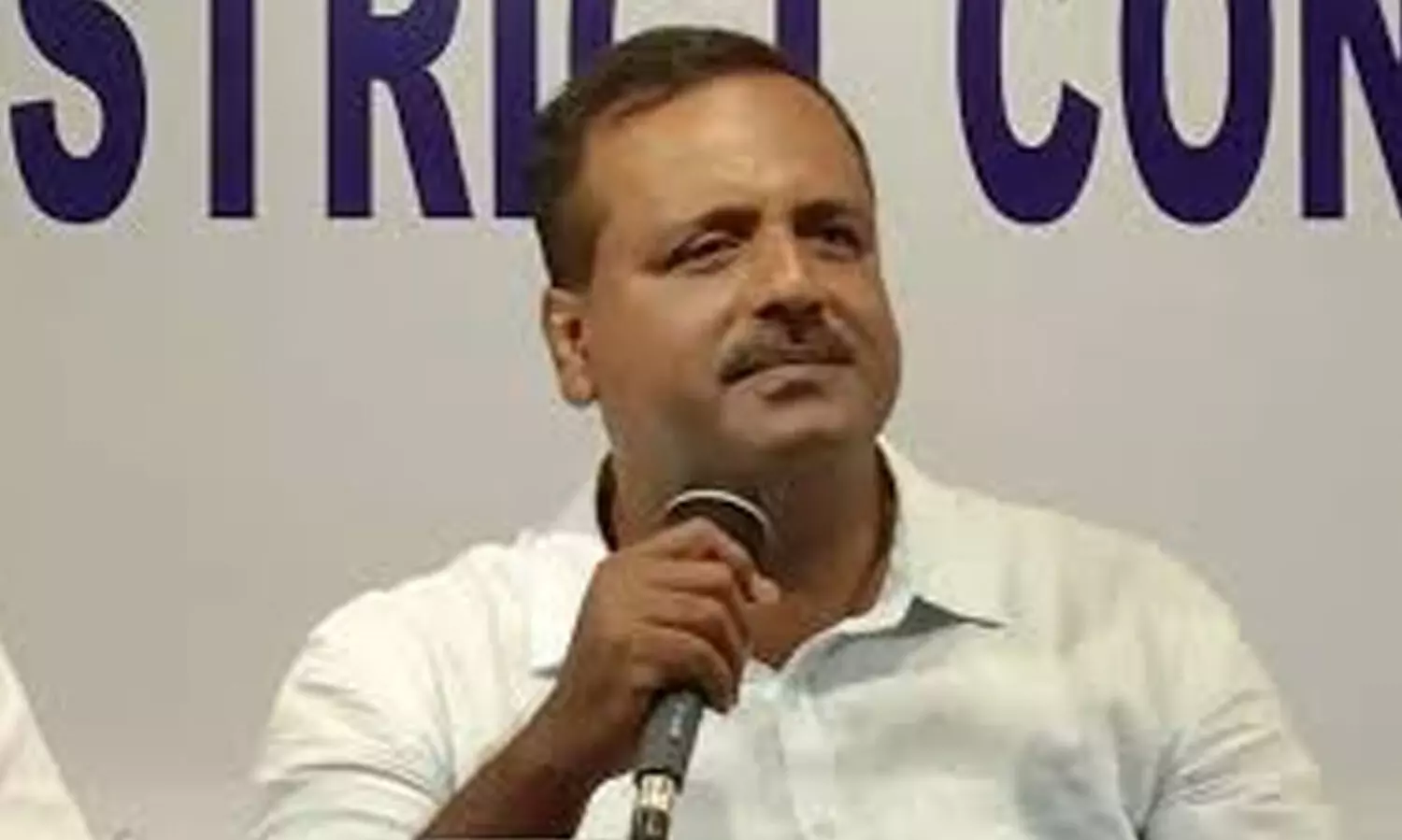 സ്പീ​ക്ക​റു​ടെ ഓ​ഫി​സി​നെ​തി​രെ അ​ഴി​മ​തി ആ​രോ​പ​ണ​വു​മാ​യി ബി.​ജെ.​പി എം.​എ​ൽ.​എ