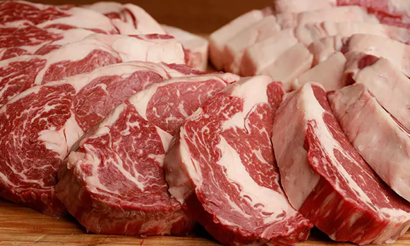 അനധികൃത ബീഫ് സംസ്കരണ കേന്ദ്രത്തിൽ റെയ്ഡ്; രണ്ടുപേർ അറസ്റ്റിൽ അനധികൃത ബീഫ് സംസ്കരണ കേന്ദ്രത്തിൽ റെയ്ഡ്; രണ്ടുപേർ അറസ്റ്റിൽ