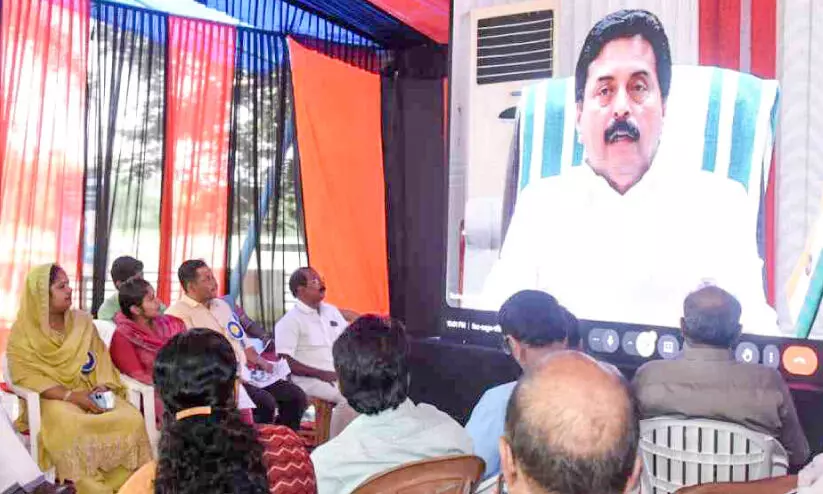 ഭാരതപ്പുഴ-ബിയ്യം കായല് സംയോജനം; യാഥാര്ഥ്യമാകുന്നത് പതിറ്റാണ്ടുകളുടെ സ്വപ്നം ഭാരതപ്പുഴ-ബിയ്യം കായല് സംയോജനം; യാഥാര്ഥ്യമാകുന്നത് പതിറ്റാണ്ടുകളുടെ സ്വപ്നം