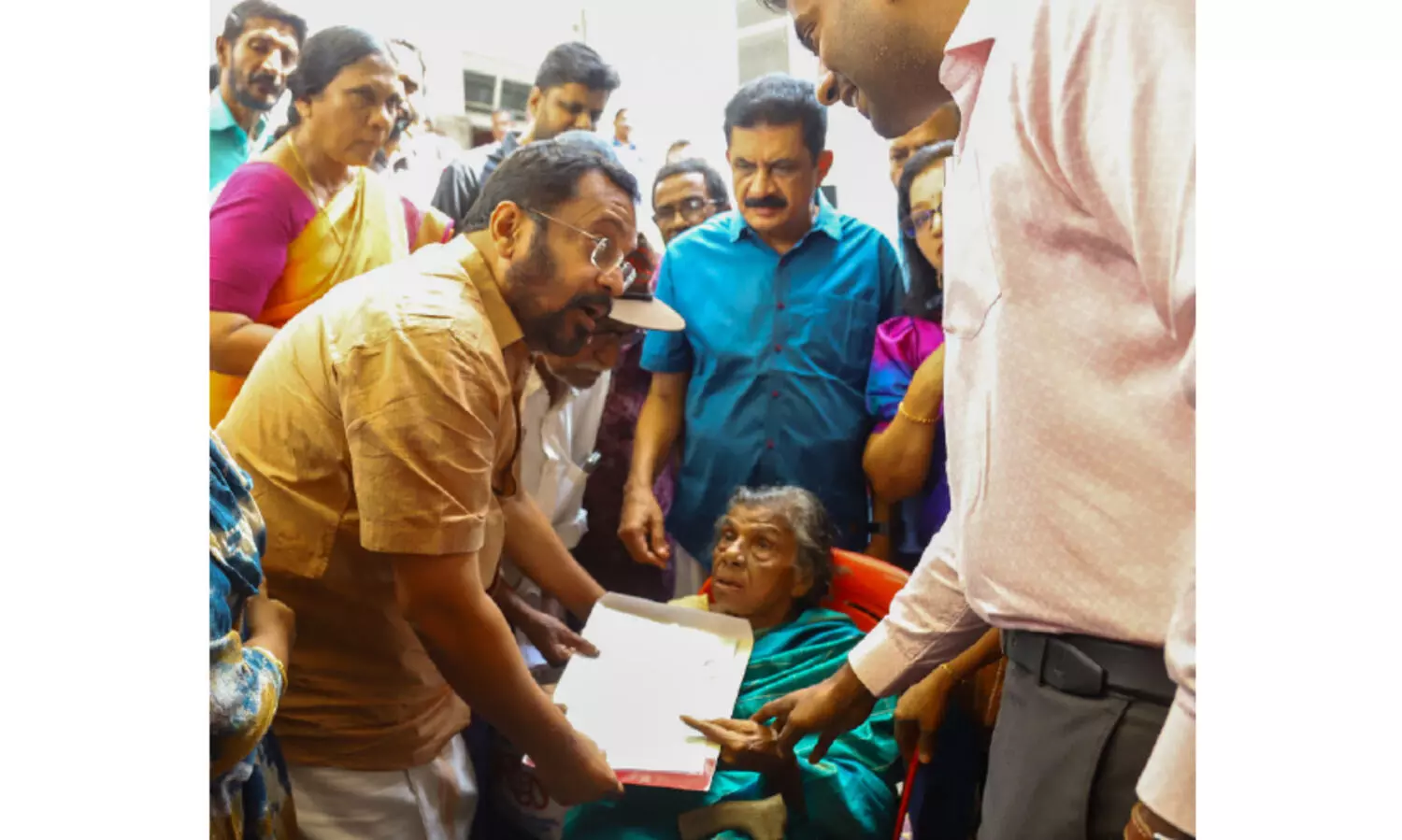 സംസ്ഥാനത്ത് വിതരണം ചെയ്തത് 10,002 പട്ടയങ്ങൾ