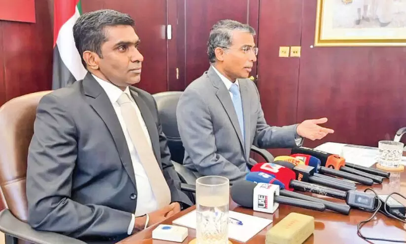 ഇ-പാസ്പോർട്ട്: ബയോമെട്രിക് വിവരങ്ങളും അധികഫീസും വേണ്ട ഇ-പാസ്പോർട്ട്: ബയോമെട്രിക് വിവരങ്ങളും അധികഫീസും വേണ്ട