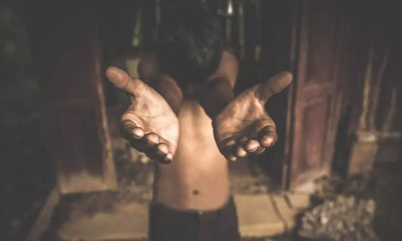 അ​​തി​​ദ​​രി​​ദ്ര​​മു​​ക്ത കേ​​ര​​ളം, അ​​തോ അ​​ഗ​​തി​​മു​​ക്ത കേ​​ര​​ള​​മോ?