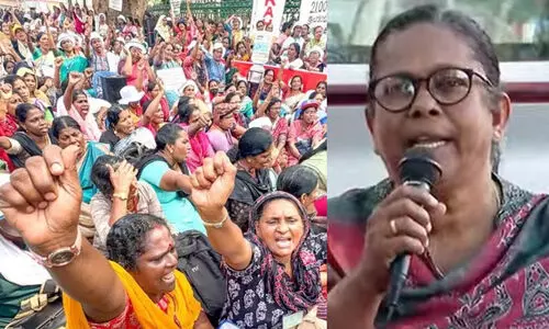 asha protest-MA Bindu