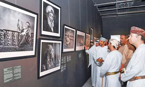 പ​ഴ​യ​കാ​ല ഒ​മാ​ന്റെ ദൃ​ശ്യ​ങ്ങ​ളു​മാ​യി നാ​ഷ​ന​ൽ മ്യൂ​സി​യ​ത്തി​ൽ ഫോ​ട്ടോ​പ്ര​ദ​ർ​ശ​നം