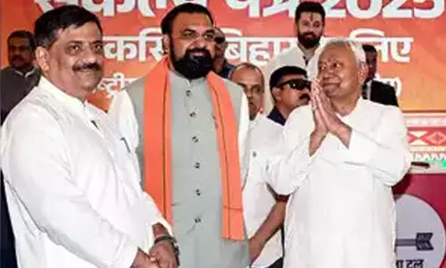 ഒരുകോടി ആളുകൾക്ക് സർക്കാർ ജോലി; വമ്പൻ വാഗ്ദാനങ്ങളുമായി എൻ.ഡി.എ പ്രകടന പത്രിക