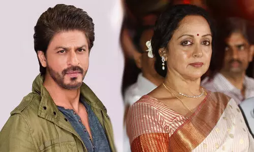 Shah Rukh Khan and Hema Malini