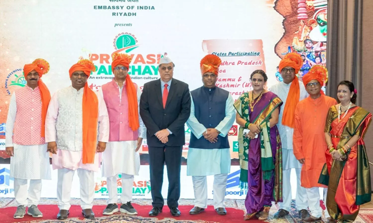 ഇന്ത്യൻ സാംസ്കാരിക വൈവിധ്യം അനാവരണം ചെയ്ത് ‘പ്രവാസി പരിചയ്’ റിയാദിൽ അരങ്ങേറി