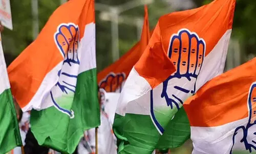 തന്ത്രങ്ങളൊരുങ്ങുന്നു, തദ്ദേശപ്പോരിലേക്ക്​ കോൺഗ്രസ്​