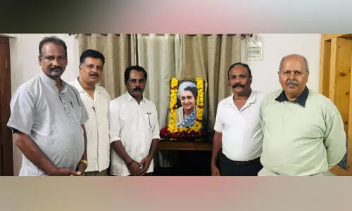 ഇ​ന്ദി​ര ഗാ​ന്ധി​യു​ടെ ര​ക്ത​സാ​ക്ഷി​ത്വ ദി​നം ആ​ച​രി​ച്ചു