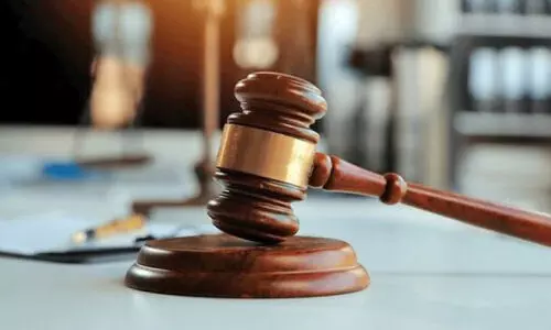 ഗോ​ൾ​ഡ​ൻ വി​സ ത​ട്ടി​പ്പ്​; സം​രം​ഭ​ക​ന്​ 6000 ദി​ർ​ഹം പി​ഴ​