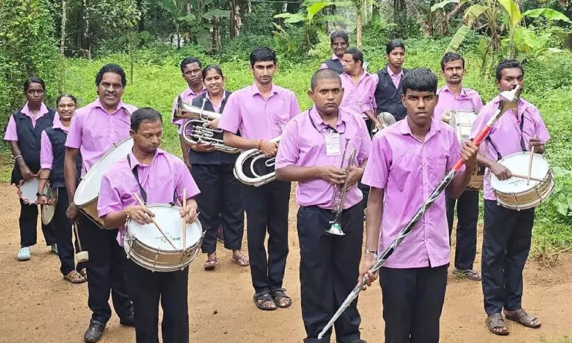 ഈ ബാൻഡിന് ആത്മവിശ്വാസത്തിന്‍റെ ചുവടും താളവും