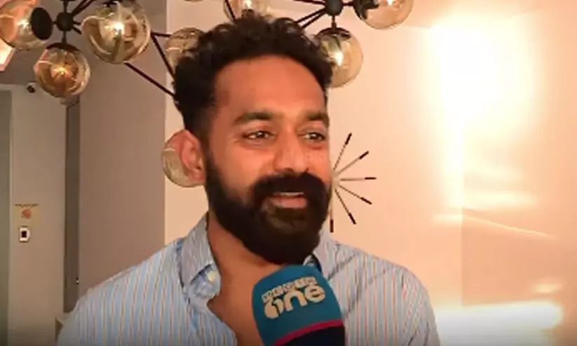 ഒത്തിരി ആഗ്രഹിച്ചതാണ്, മമ്മൂക്കയോടൊപ്പം നോമിനേറ്റഡായി എന്നറിഞ്ഞപ്പോൾ മുതൽ വലിയ ആവേശത്തിലായിരുന്നു; ആസിഫ് അലി ഒത്തിരി ആഗ്രഹിച്ചതാണ്, മമ്മൂക്കയോടൊപ്പം നോമിനേറ്റഡായി എന്നറിഞ്ഞപ്പോൾ മുതൽ വലിയ ആവേശത്തിലായിരുന്നു; ആസിഫ് അലി