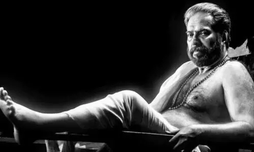 മമ്മൂട്ടിയുടെ പ്രകടനം അമ്പരപ്പിക്കുന്നത്; എതിരഭിപ്രായമില്ലാതെ പുരസ്‌കാര നിർണയം, പ്രകടനം കണ്ട് തനിക്ക്‌ അസൂയ തോന്നിയെന്ന് പ്രകാശ്‌ രാജ്‌