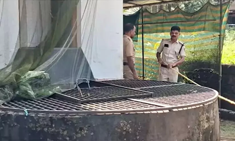 കുളിപ്പിക്കുന്നതിനിടെ കിണറ്റിലേക്ക് വഴുതി വീണതല്ല, എറിഞ്ഞ് കൊന്നത്; കണ്ണൂരിൽ മൂന്നു മാസം പ്രായമുള്ള കുഞ്ഞിന്റെ മരണം കൊലപാതകം, മാതാവ് കുറ്റം സമ്മതിച്ചു കുളിപ്പിക്കുന്നതിനിടെ കിണറ്റിലേക്ക് വഴുതി വീണതല്ല, എറിഞ്ഞ് കൊന്നത്; കണ്ണൂരിൽ മൂന്നു മാസം പ്രായമുള്ള കുഞ്ഞിന്റെ മരണം കൊലപാതകം, മാതാവ് കുറ്റം സമ്മതിച്ചു