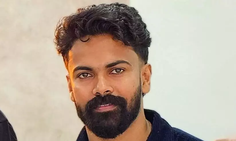 മൊബൈൽ ഫോൺവിൽപന ശാലയിൽ അരക്കോടിയുടെ വെട്ടിപ്പ്: മുൻ മാനേജറുടെ മുൻകൂർ ജാമ്യാപേക്ഷ തള്ളി