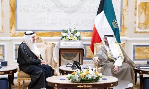 ഓ​ക്‌​സ്‌​ഫ​ഡ് സെ​ന്റ​ർ ഫോ​ർ ഇ​സ് ലാ​മി​ക് സ്റ്റ​ഡീ​സ് അം​ഗ​ങ്ങ​ളെ അ​മീ​ർ സ്വീ​ക​രി​ച്ചു