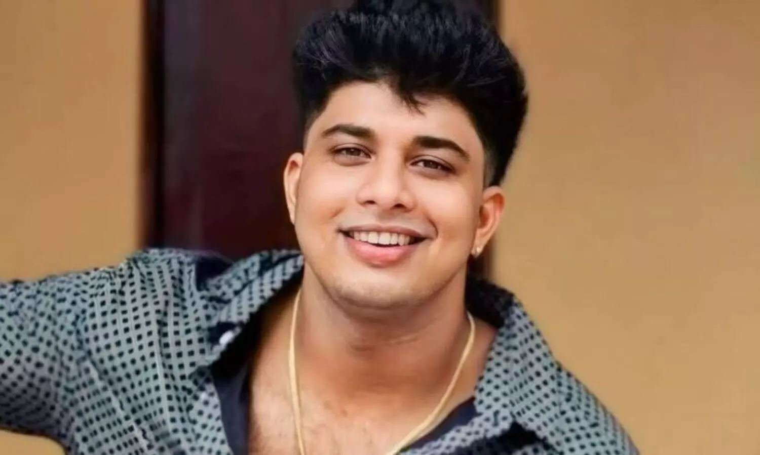 ജിം ട്രെയിനർ വീട്ടിനുള്ളിൽ മരിച്ചനിലയിൽ; ശരീരത്തിൽ നീല പാടുകൾ