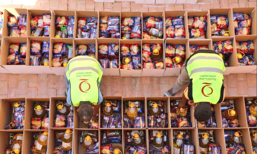 സു​ഡാ​നി​ലേ​ക്ക് ഭ​ക്ഷ്യ​ക്കി​റ്റു​ക​ളെ​ത്തി​ച്ച് ഖ​ത്ത​ർ