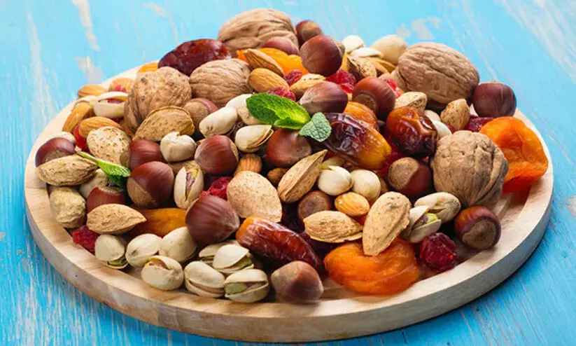 ദിവസവും എത്ര ഡ്രൈ ഫ്രൂട്ട്സ് കഴിക്കാം? ദിവസവും എത്ര ഡ്രൈ ഫ്രൂട്ട്സ് കഴിക്കാം?